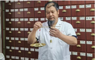 传承百年医脉 践行十五五使命——应华明与应氏中医的守正创新之路