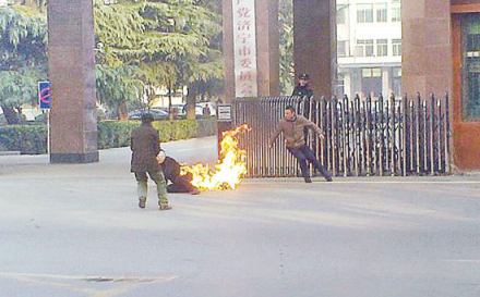 致2026年两会：中纪委立案后山东济宁任城法院应该怎么办？
