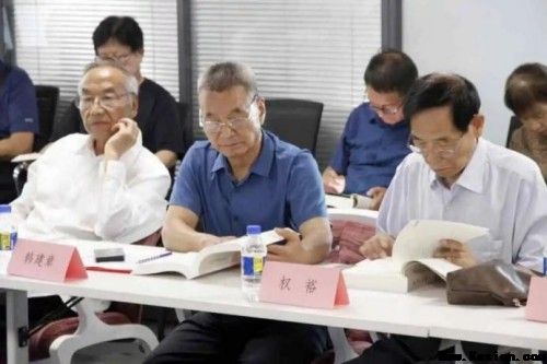 一卷医话，万象回响