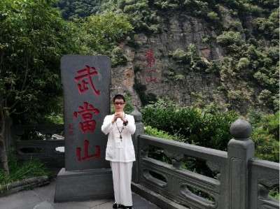 喜迎全国两会特别报道 最美名中医——唐珮翔